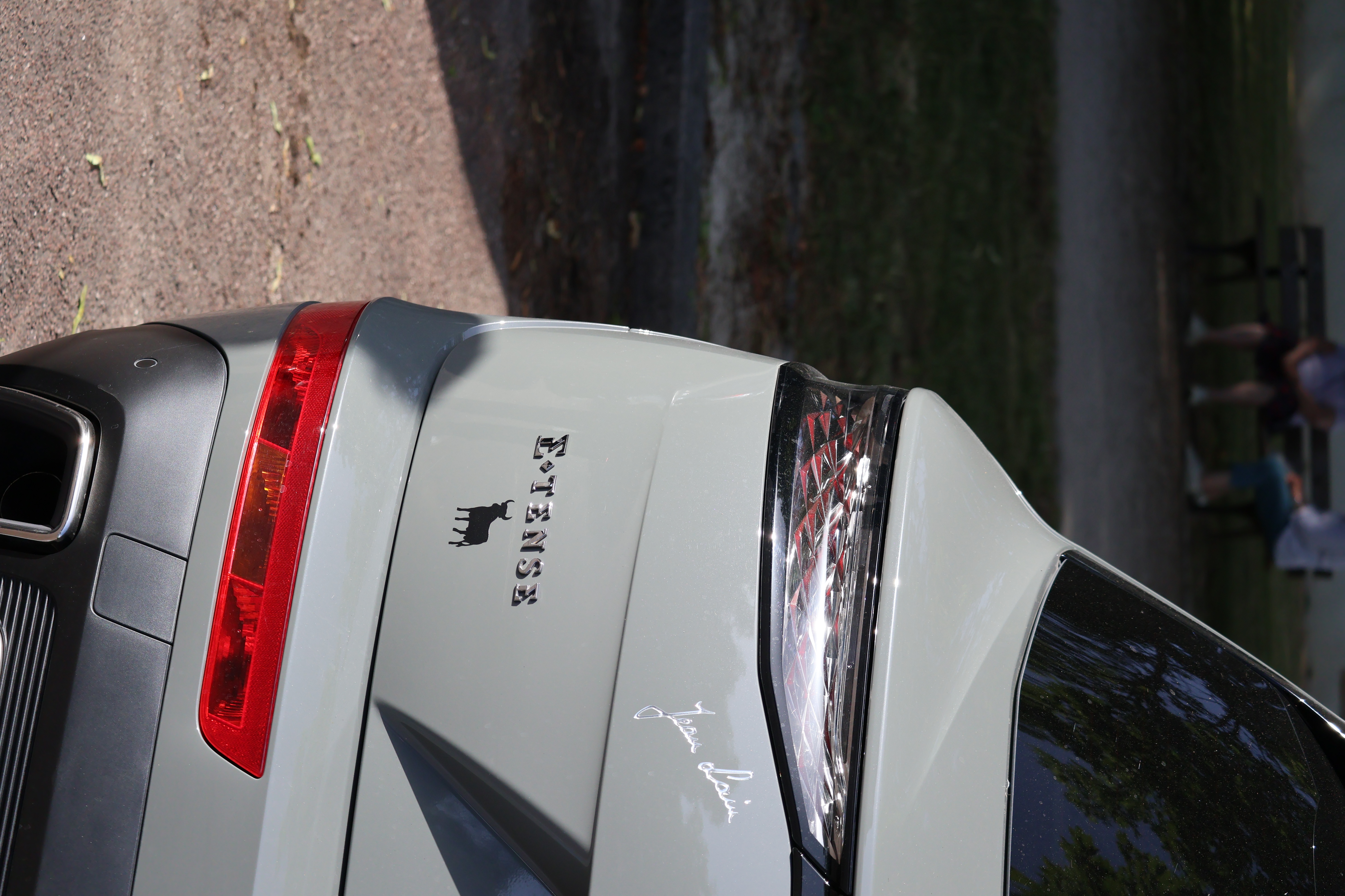 Photo 01