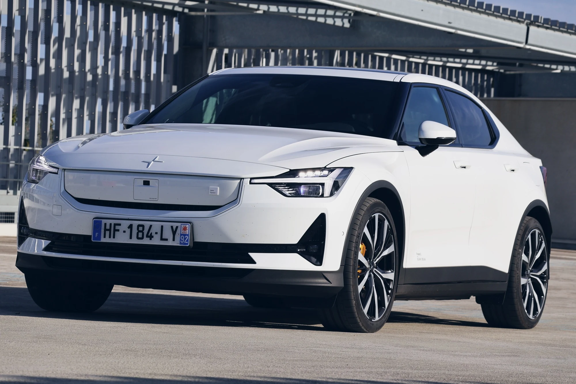 Polestar 2 — Journal éditorial CEFONSTUDIO