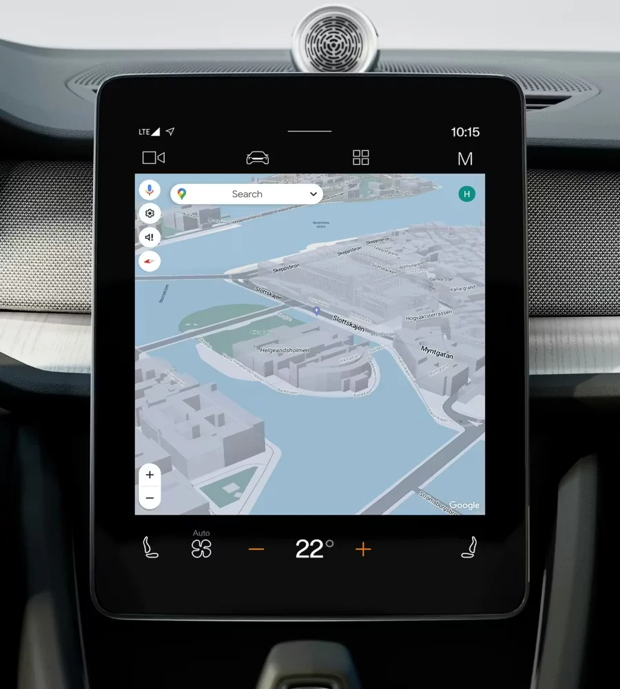 Google Maps en plein écran sur l'écran central de la Polestar 2